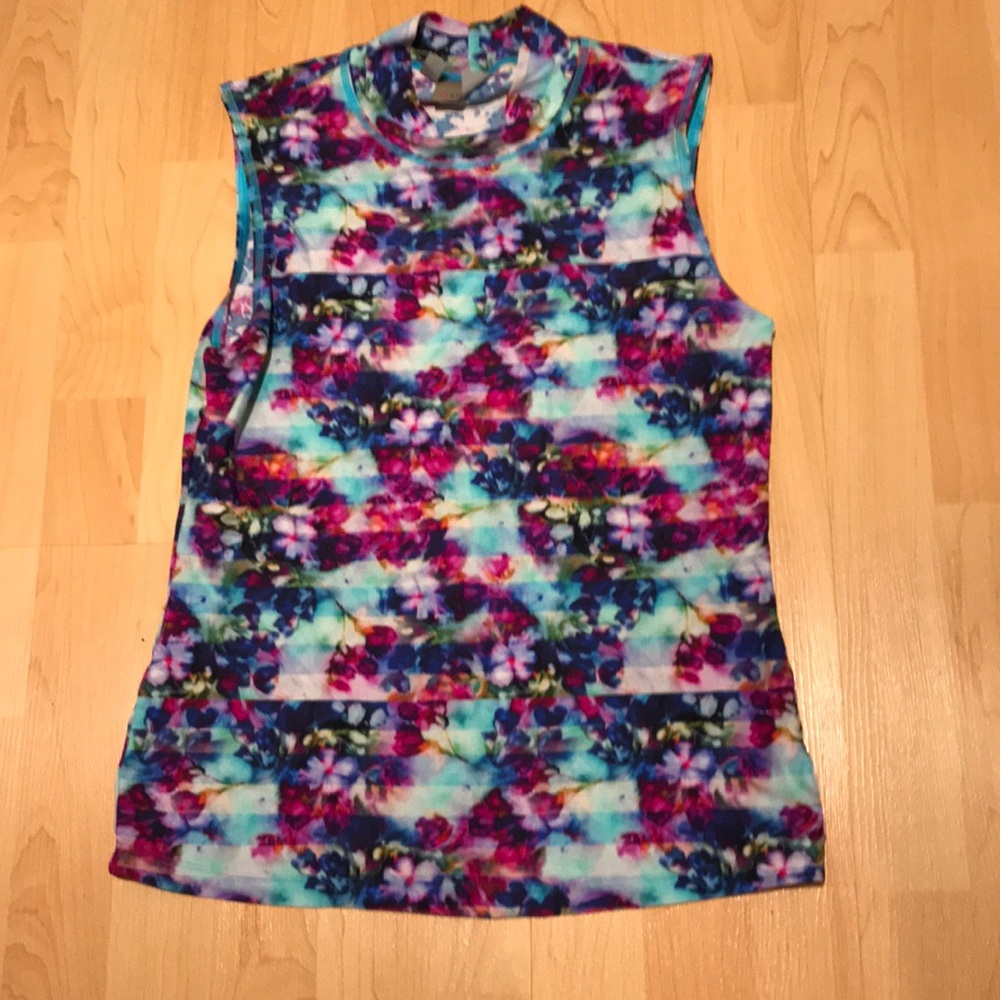 Athlete rash guard size small floral print